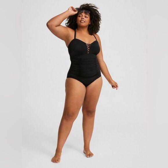 Torrid Women’s NWT’s Plus Size Wireless Lattice One-Piece Black Swimsuit Size 2X - Picture 3 of 14